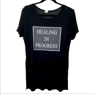 BLVD Women’s M Healing In Progress Top High Low Recover Moving On Strength Power